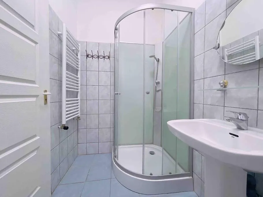 B Downtown Modern Apartment Budapest Hungary
